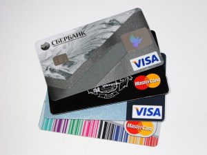 Credit card g9f5d4017f 640 300x225