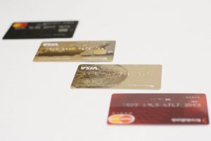 Credit card gf3bc26732 640 300x200